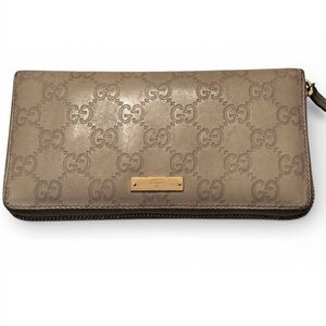 Gucci Gugissima Leather Zipp around long Wallet